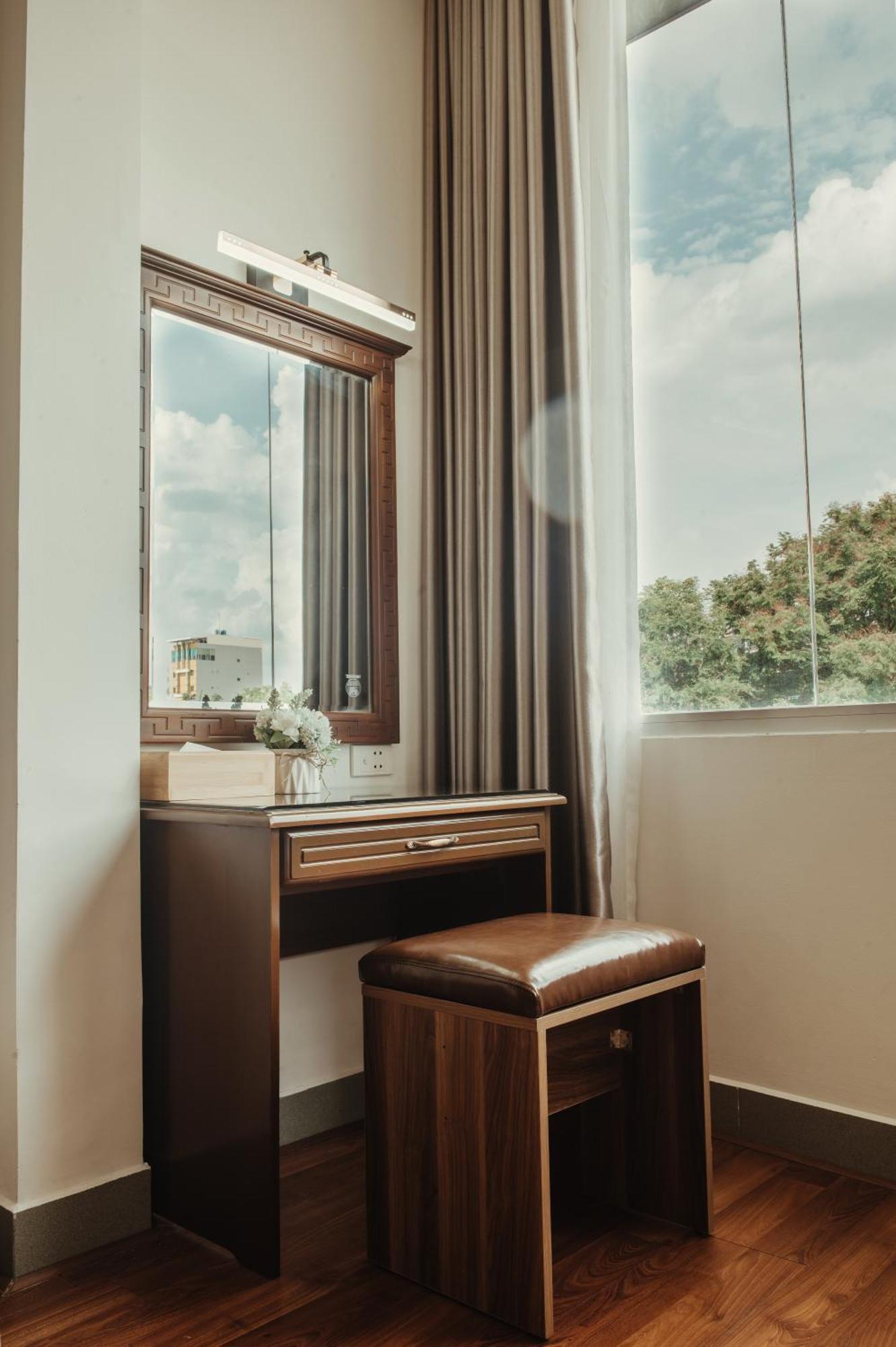 Lantern Hotel Хошимін Екстер'єр фото